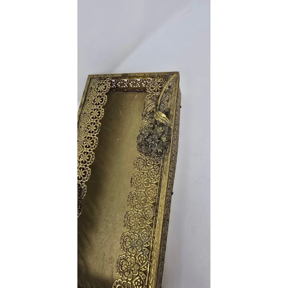 Vtg tissue box Holder 24 Kt gold plated filigree floral